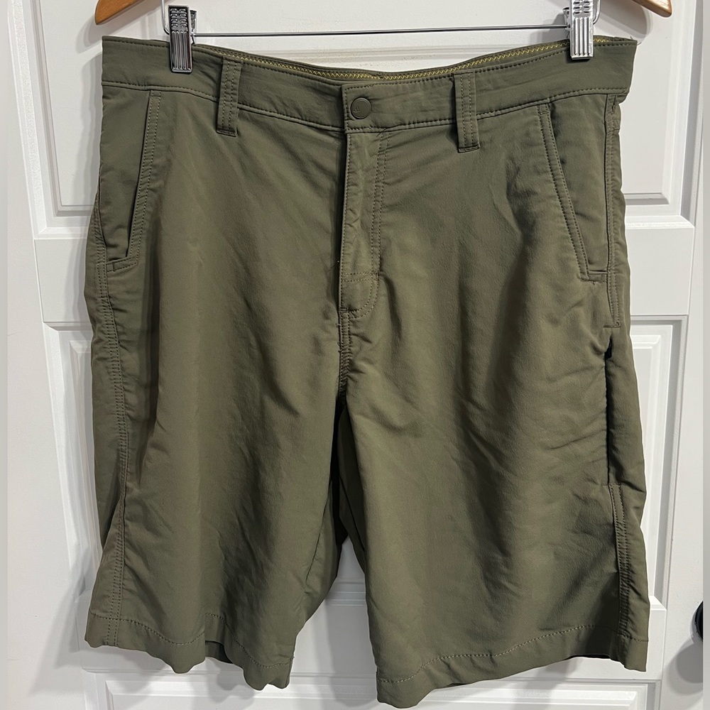 Alpine Design Men's Khaki Shorts